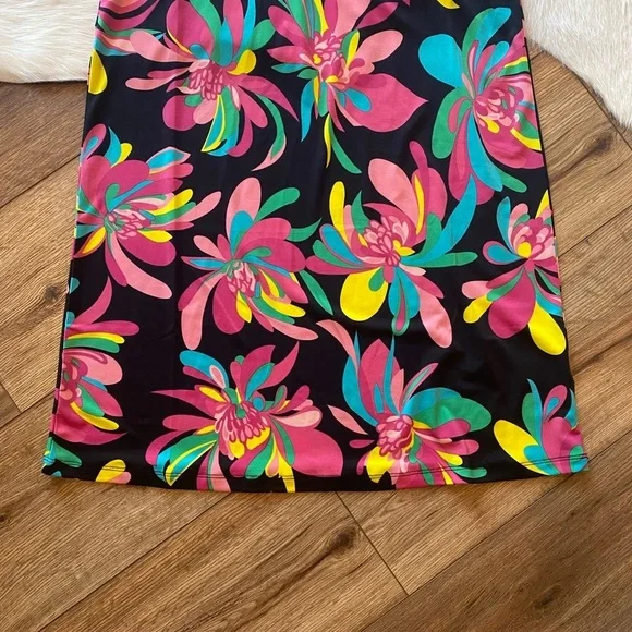 Trina Turk Hana Hou Vibrant Tropical Print Halter Slinky Jersey Dress. - Picture 3 of 11